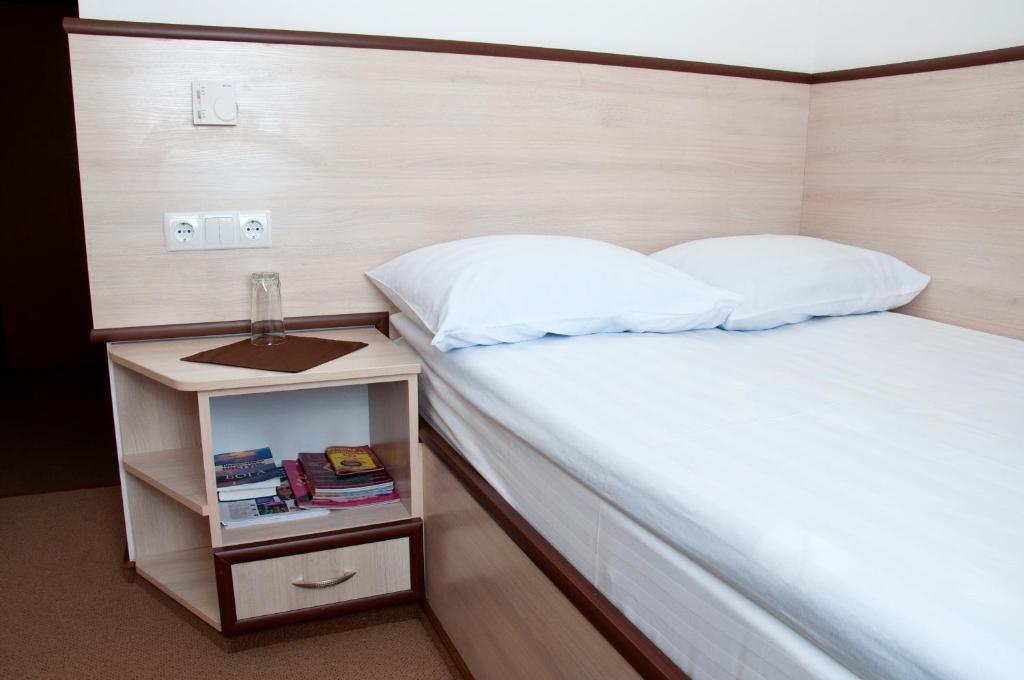 Versal Hotel Vinnicja Szoba fotó
