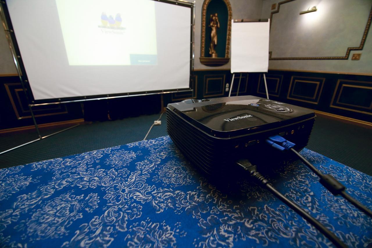 Versal Hotel Vinnicja Kültér fotó