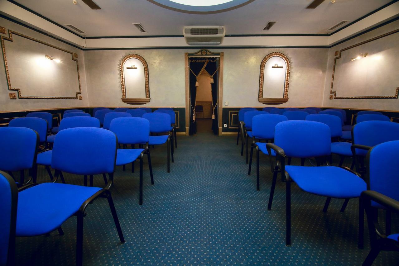 Versal Hotel Vinnicja Kültér fotó